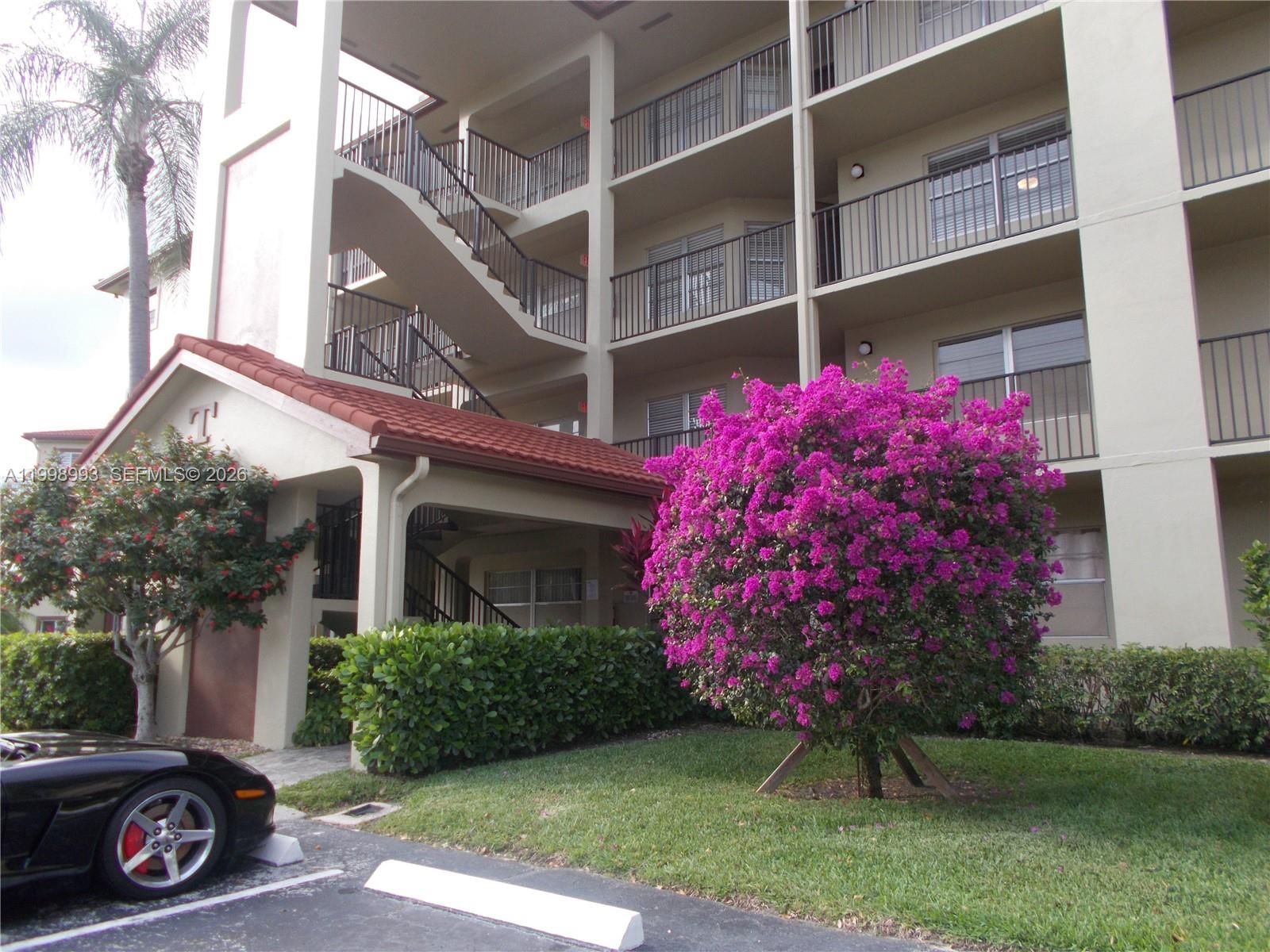Real estate property located at 13001 15th Ct #408T, Broward, Ivanhoe East At Century V, Pembroke Pines, FL