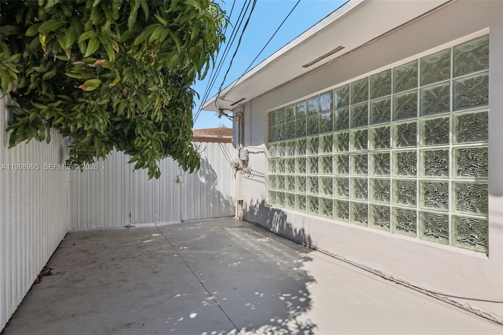 Real estate property located at 1682 124th Ln, Miami-dade, Sub Of Foster & Sanchez T, North Miami, FL