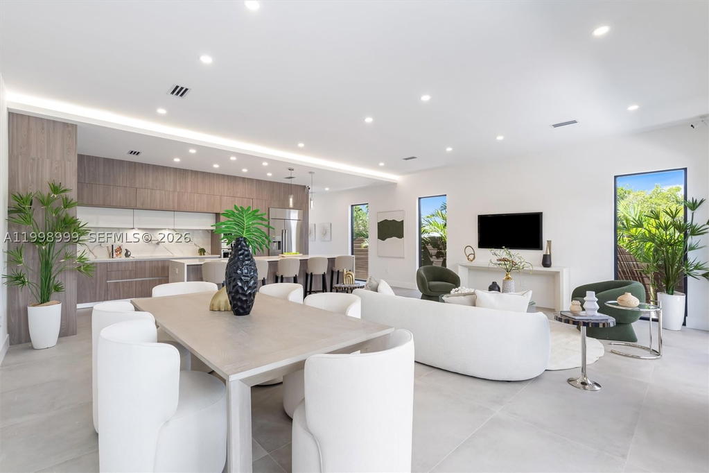 Real estate property located at 2431 18th St, Broward, Livermore Estates, Fort Lauderdale, FL