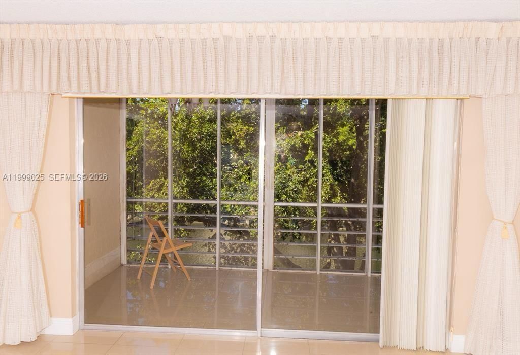 Real estate property located at 8842 Mcnab Rd #302, Broward, Greens Condo Apts Phase I, Tamarac, FL