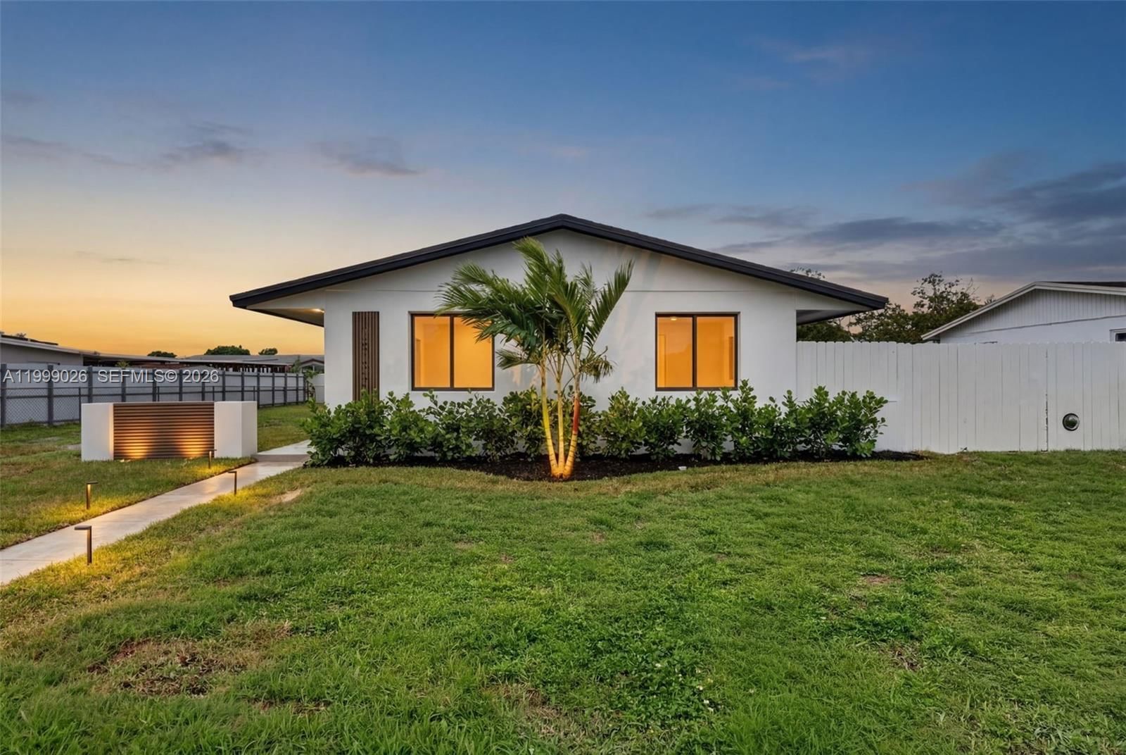 Real estate property located at 19730 44th Ct, Miami-dade, Carol City Gdns 1st Addn, Miami Gardens, FL