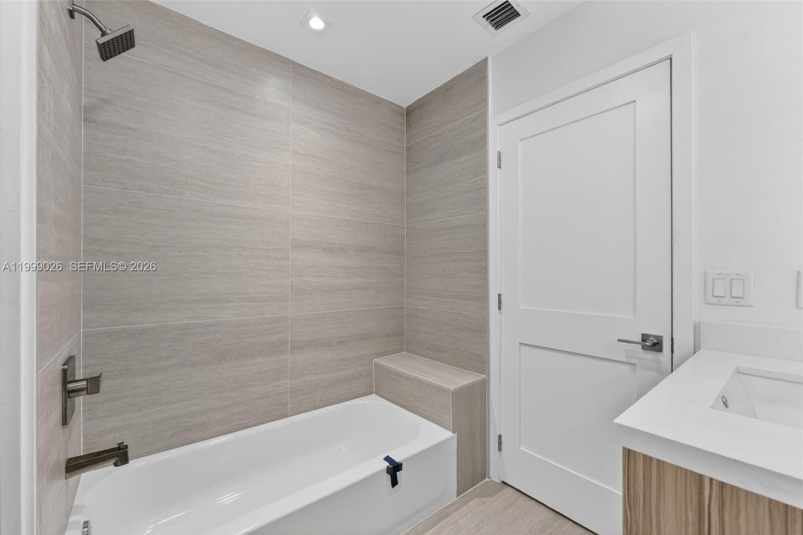 Real estate property located at 19730 44th Ct, Miami-dade, Carol City Gdns 1st Addn, Miami Gardens, FL