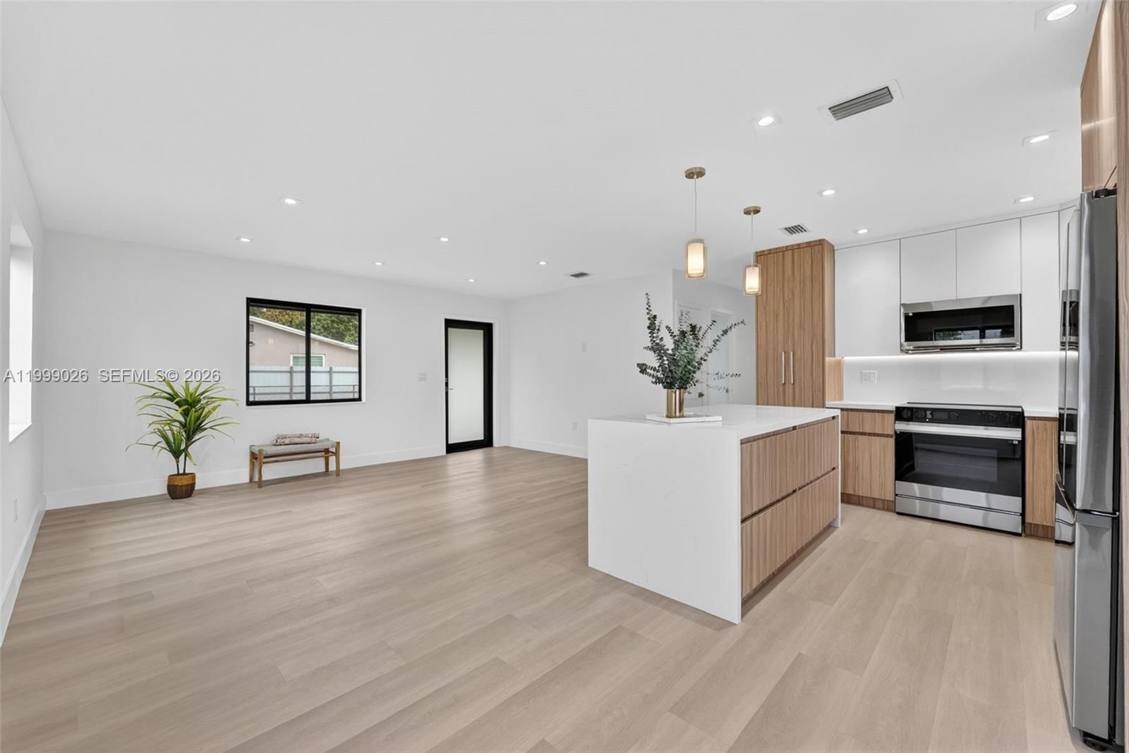 Real estate property located at 19730 44th Ct, Miami-dade, Carol City Gdns 1st Addn, Miami Gardens, FL