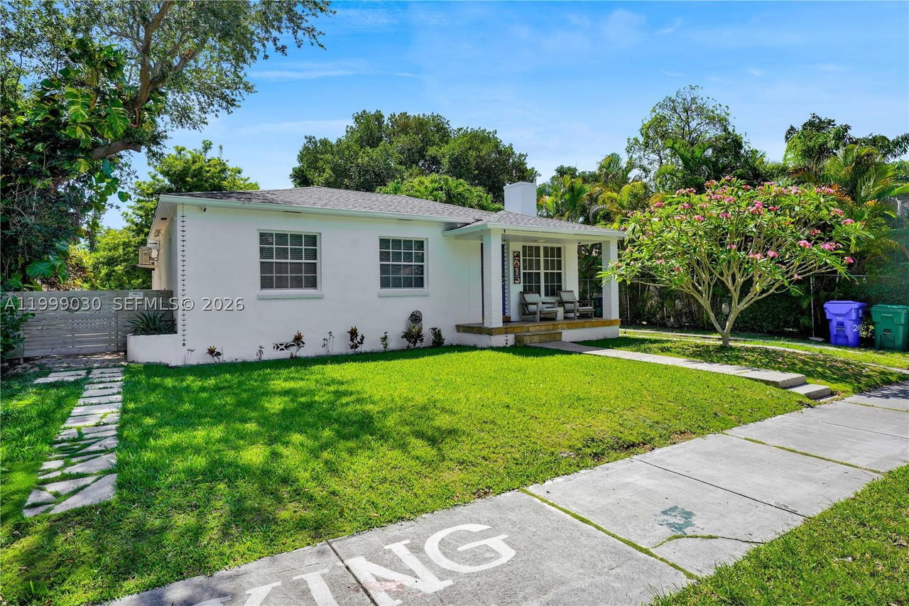 Real estate property located at 2615 34th Ct, Miami-dade, Coral Pl Rev, Miami, FL