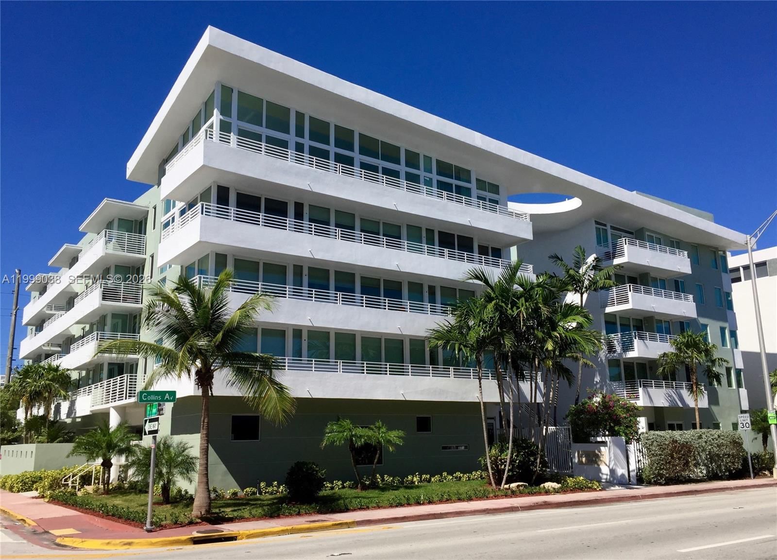 Real estate property located at 7800 Collins Ave #101, Miami-dade, Rond Point Condo, Miami Beach, FL