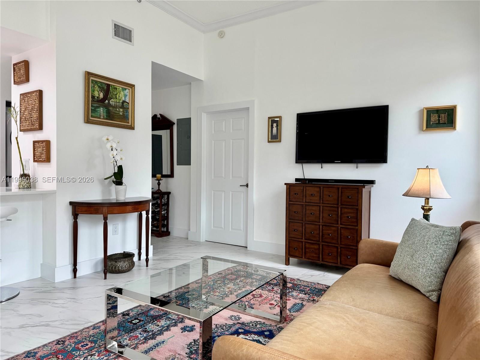 Real estate property located at 7800 Collins Ave #101, Miami-dade, Rond Point Condo, Miami Beach, FL