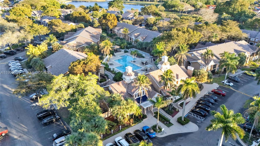 Real estate property located at 15570 105th Ln #1717, Miami-dade, Vista Lago At The Hammock, Miami, FL