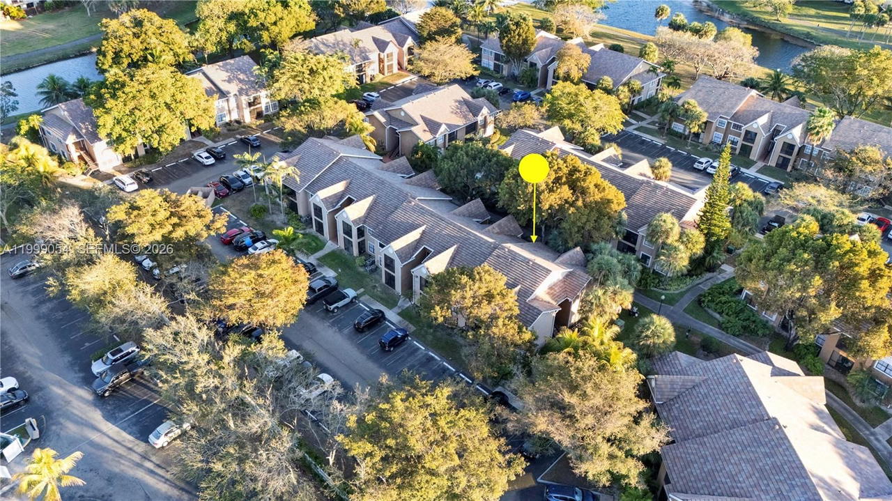Real estate property located at 15570 105th Ln #1717, Miami-dade, Vista Lago At The Hammock, Miami, FL