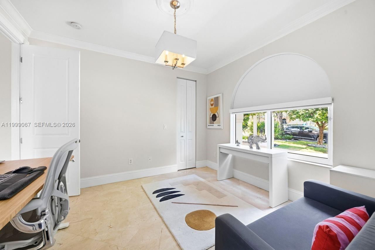Real estate property located at , Miami-dade, Oak Ridge Falls, Miami, FL