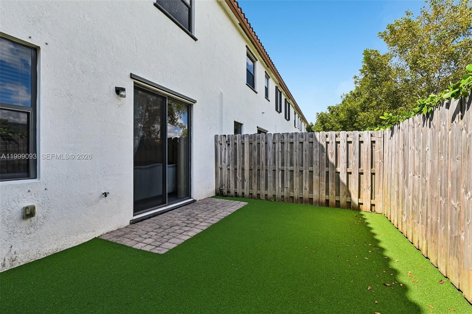 Real estate property located at 18431 89th Ct, Miami-dade, Murtha Subdivision, Hialeah, FL