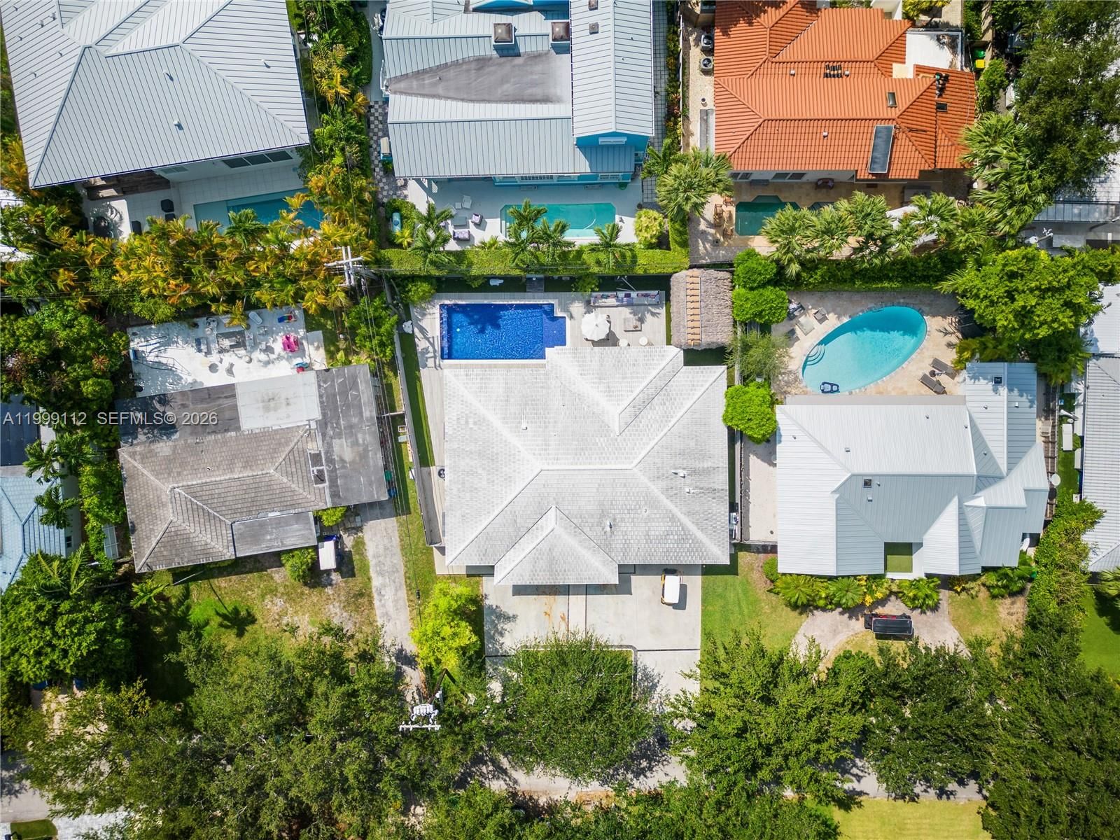 Real estate property located at 524 Warren Ln, Miami-dade, Tropical Isle Homes Sub 1, Key Biscayne, FL