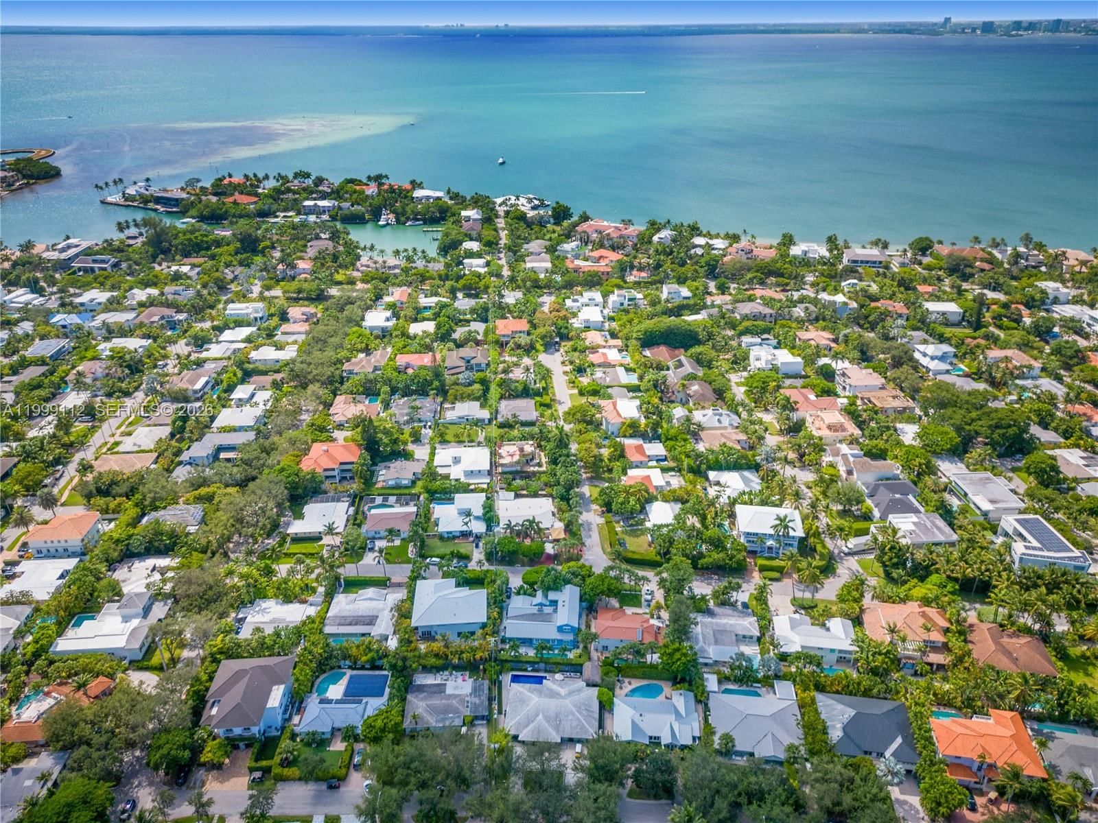 Real estate property located at 524 Warren Ln, Miami-dade, Tropical Isle Homes Sub 1, Key Biscayne, FL