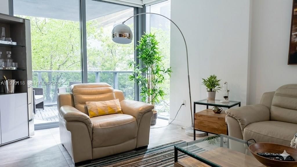 Real estate property located at 31 6th St #301, Miami-dade, Mybrickell Condo, Miami, FL