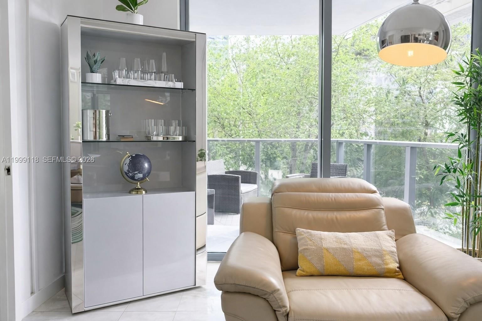 Real estate property located at 31 6th St #301, Miami-dade, Mybrickell Condo, Miami, FL