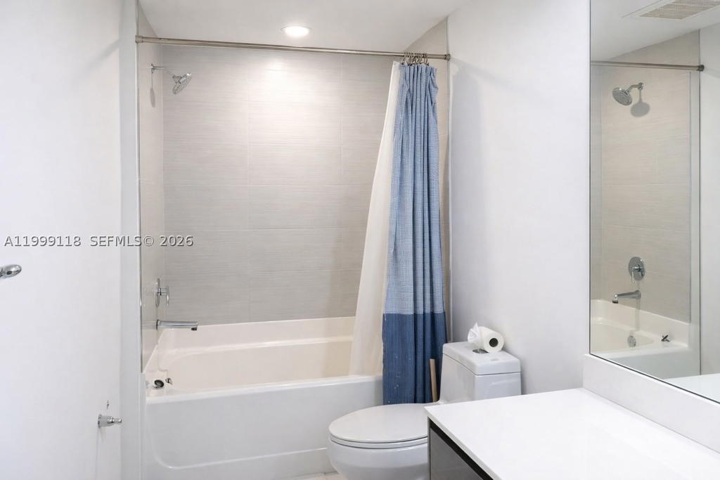 Real estate property located at 31 6th St #301, Miami-dade, Mybrickell Condo, Miami, FL