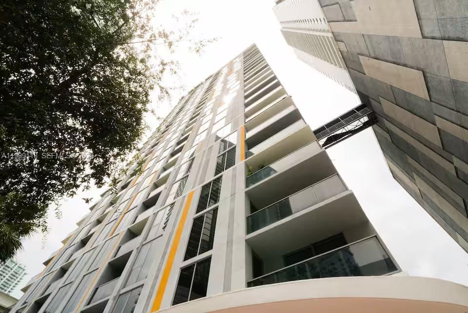 Real estate property located at 31 6th St #301, Miami-dade, Mybrickell Condo, Miami, FL
