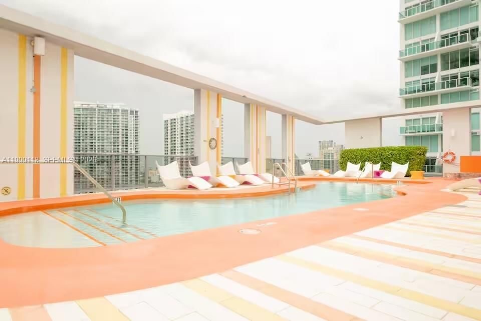 Real estate property located at 31 6th St #301, Miami-dade, Mybrickell Condo, Miami, FL