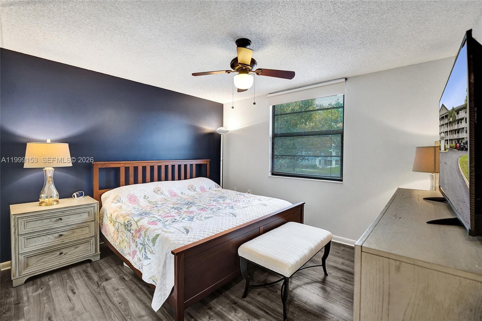 Real estate property located at 1526 Whitehall Dr #206, Broward, Condo 13 Of Whitehall Con, Davie, FL