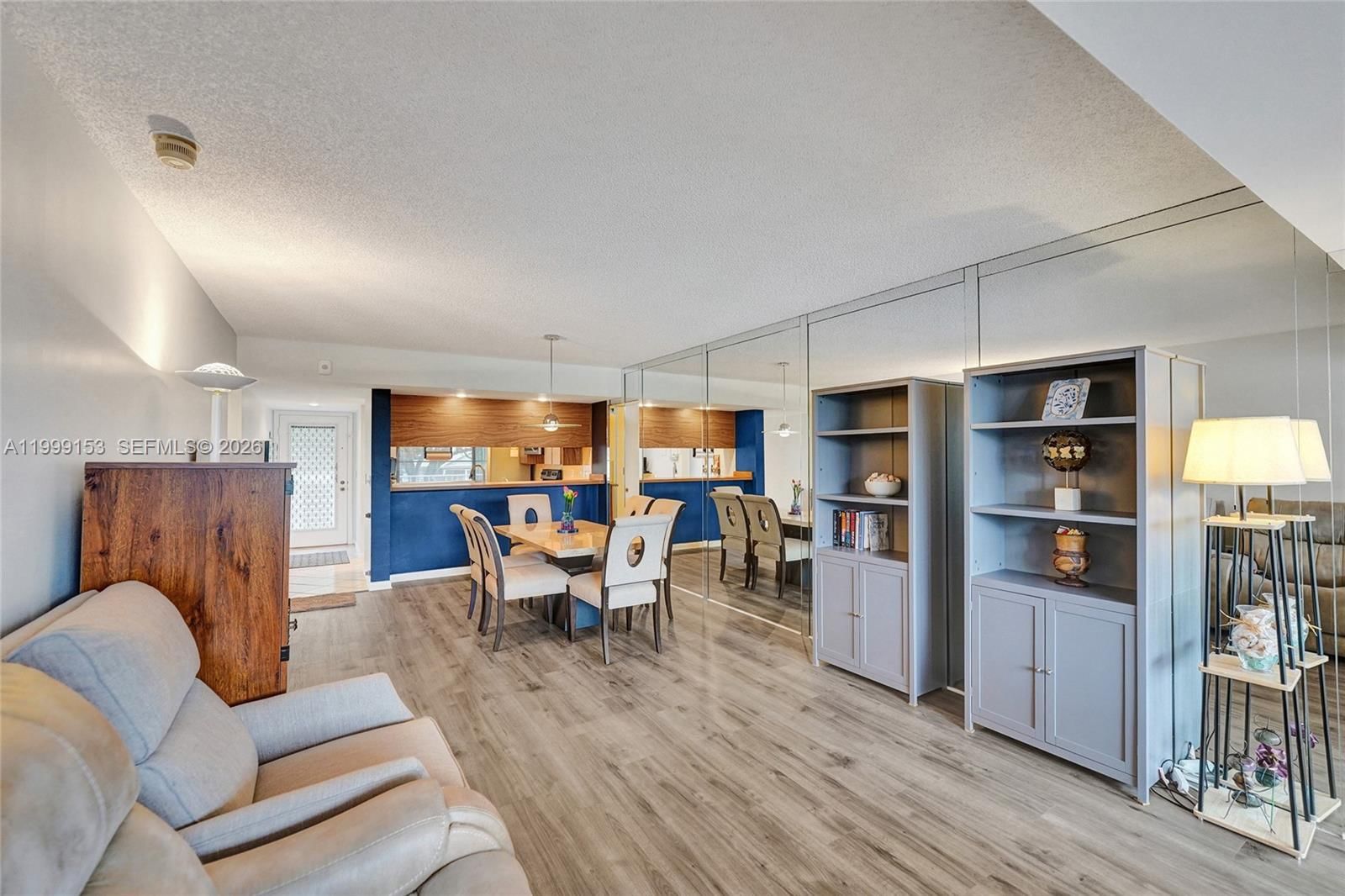 Real estate property located at 1526 Whitehall Dr #206, Broward, Condo 13 Of Whitehall Con, Davie, FL