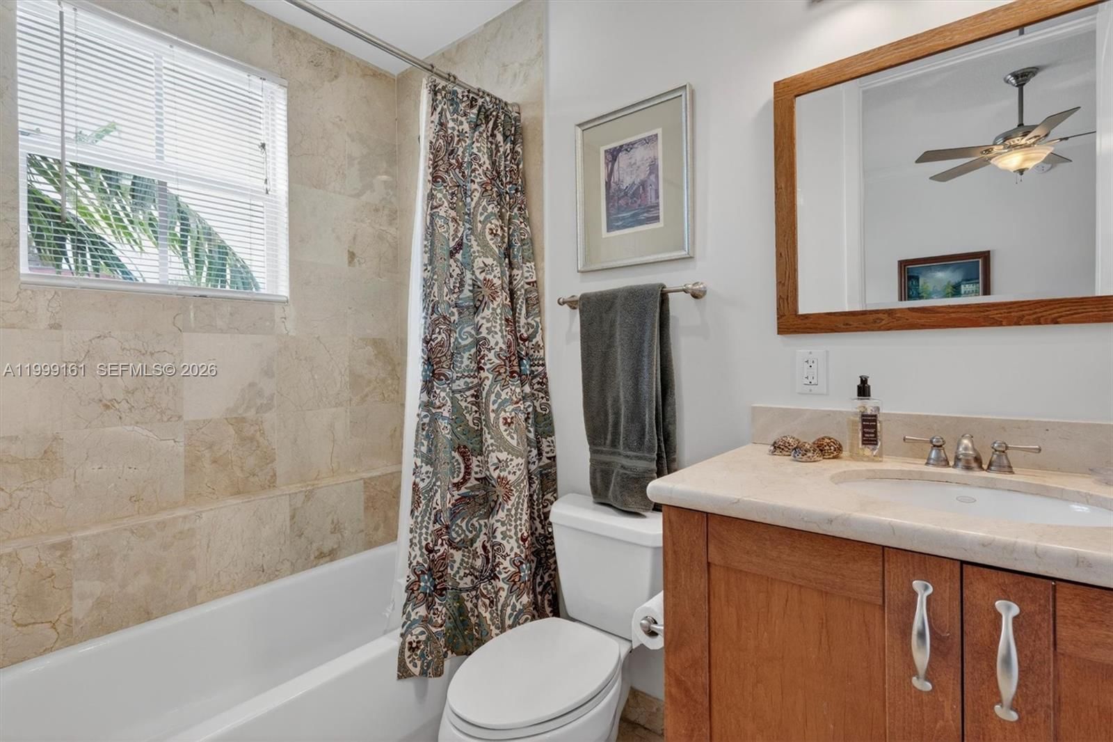 Real estate property located at 650 Valencia Ave #302, Miami-dade, Valencia Grande Condo, Coral Gables, FL