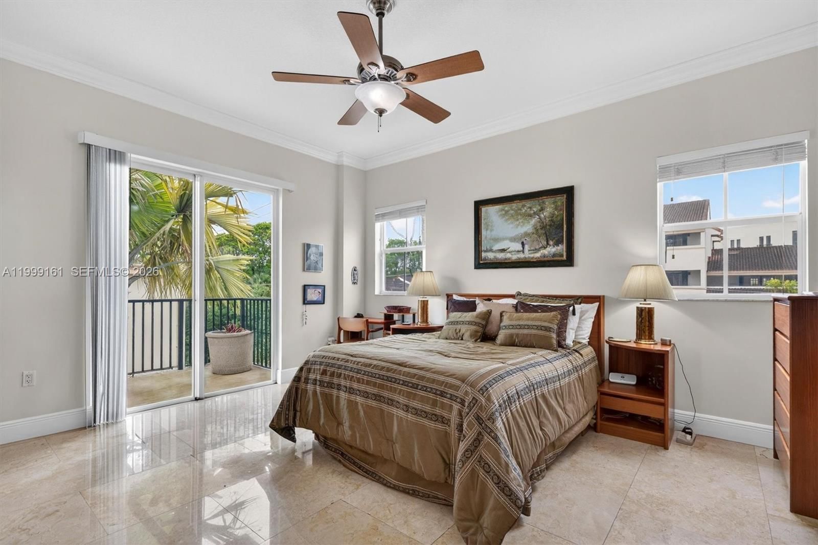 Real estate property located at 650 Valencia Ave #302, Miami-dade, Valencia Grande Condo, Coral Gables, FL