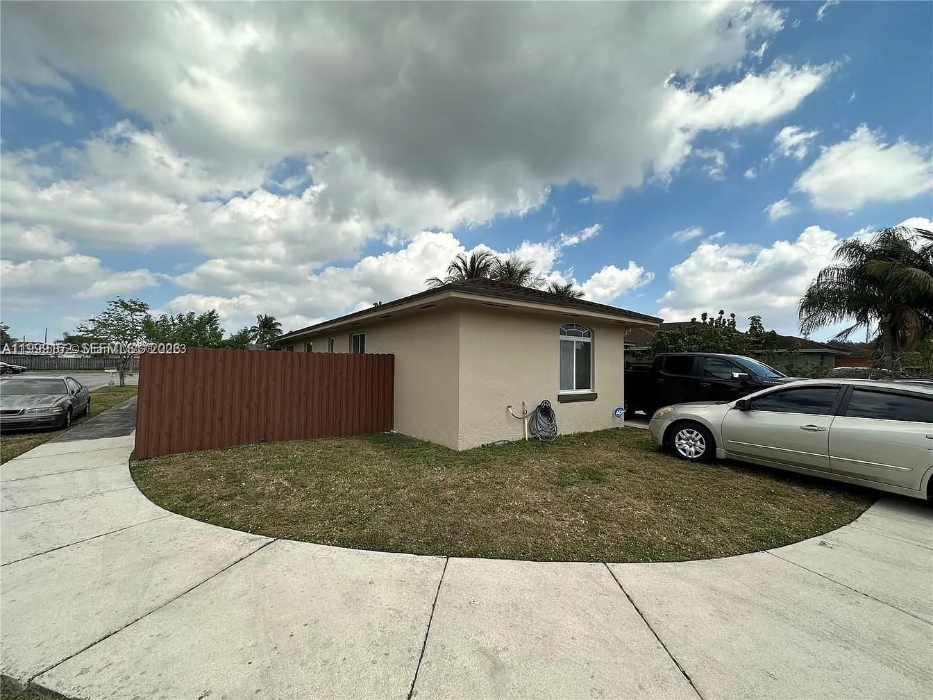 Real estate property located at 3783 201st Ter, Miami-dade, Jordans Landing, Miami Gardens, FL