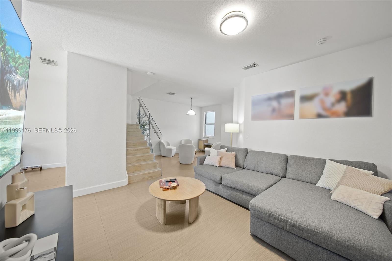 Real estate property located at 11613 78th St, Miami-dade, Doral Isles North Sec Two, Doral, FL