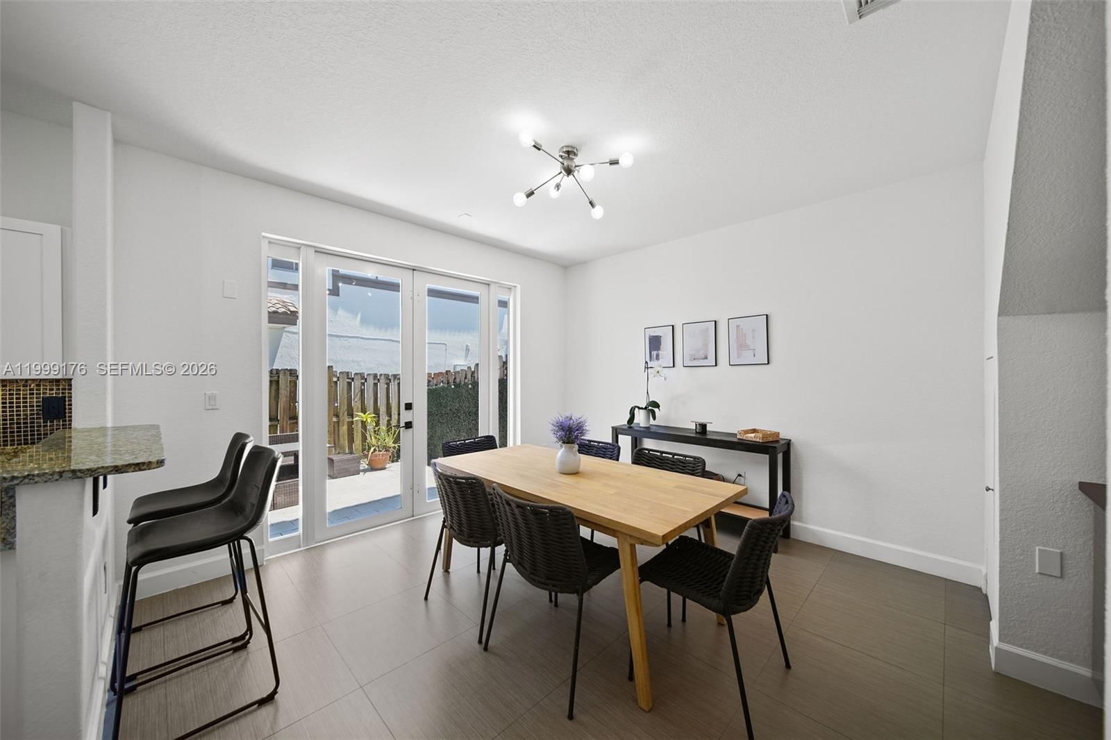 Real estate property located at 11613 78th St, Miami-dade, Doral Isles North Sec Two, Doral, FL