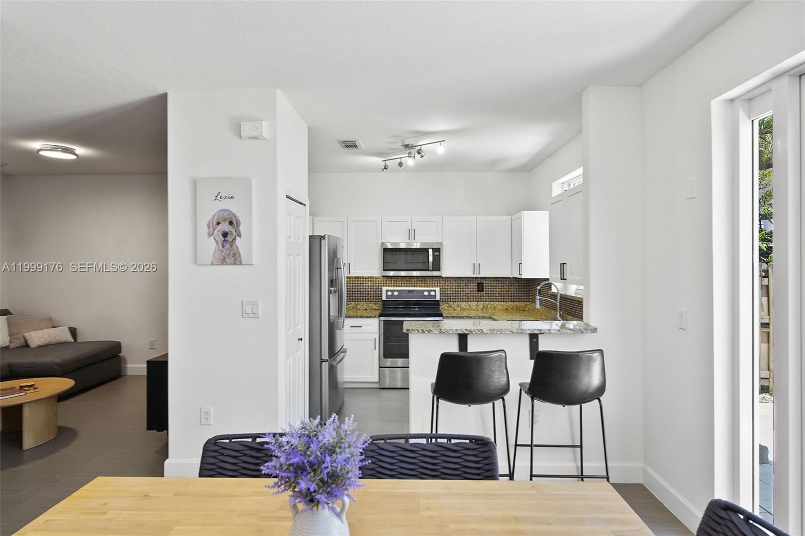 Real estate property located at 11613 78th St, Miami-dade, Doral Isles North Sec Two, Doral, FL