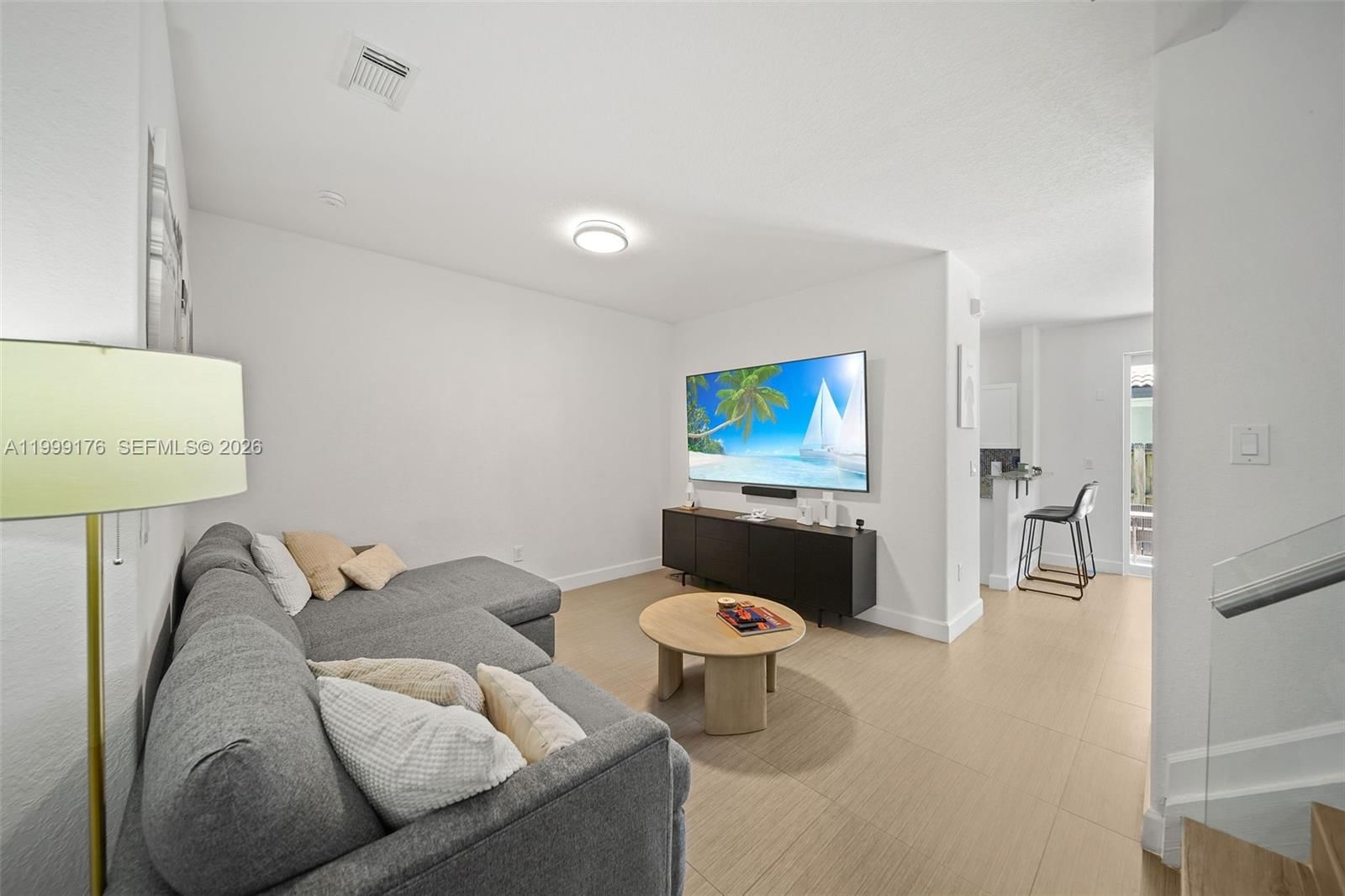 Real estate property located at 11613 78th St, Miami-dade, Doral Isles North Sec Two, Doral, FL