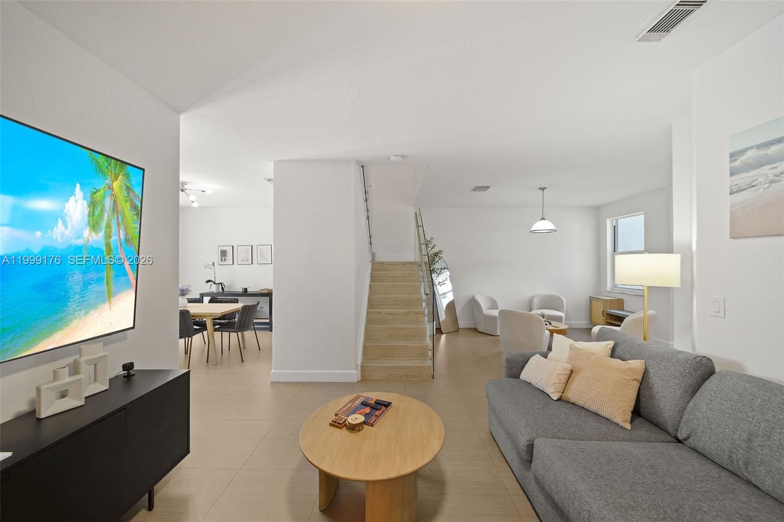 Real estate property located at 11613 78th St, Miami-dade, Doral Isles North Sec Two, Doral, FL