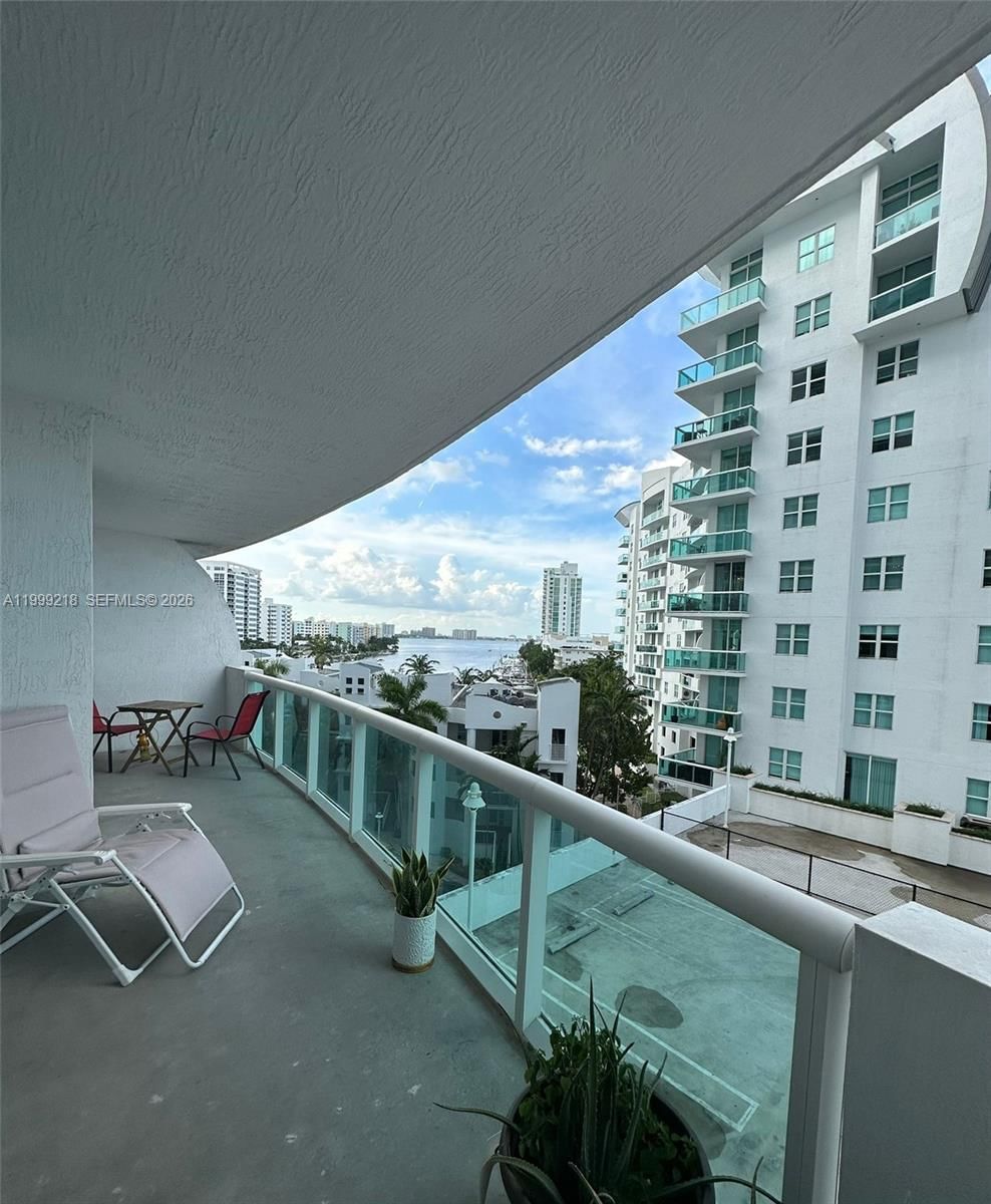 Real estate property located at 7900 Harbor Island Dr #610, Miami-dade, 360 Condo A, North Bay Village, FL