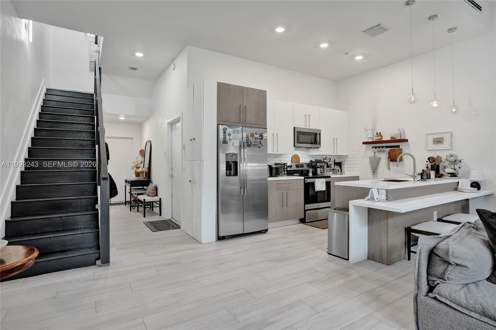 Real estate property located at 4373 9th St, Broward, Plantation Business Park, Plantation, FL