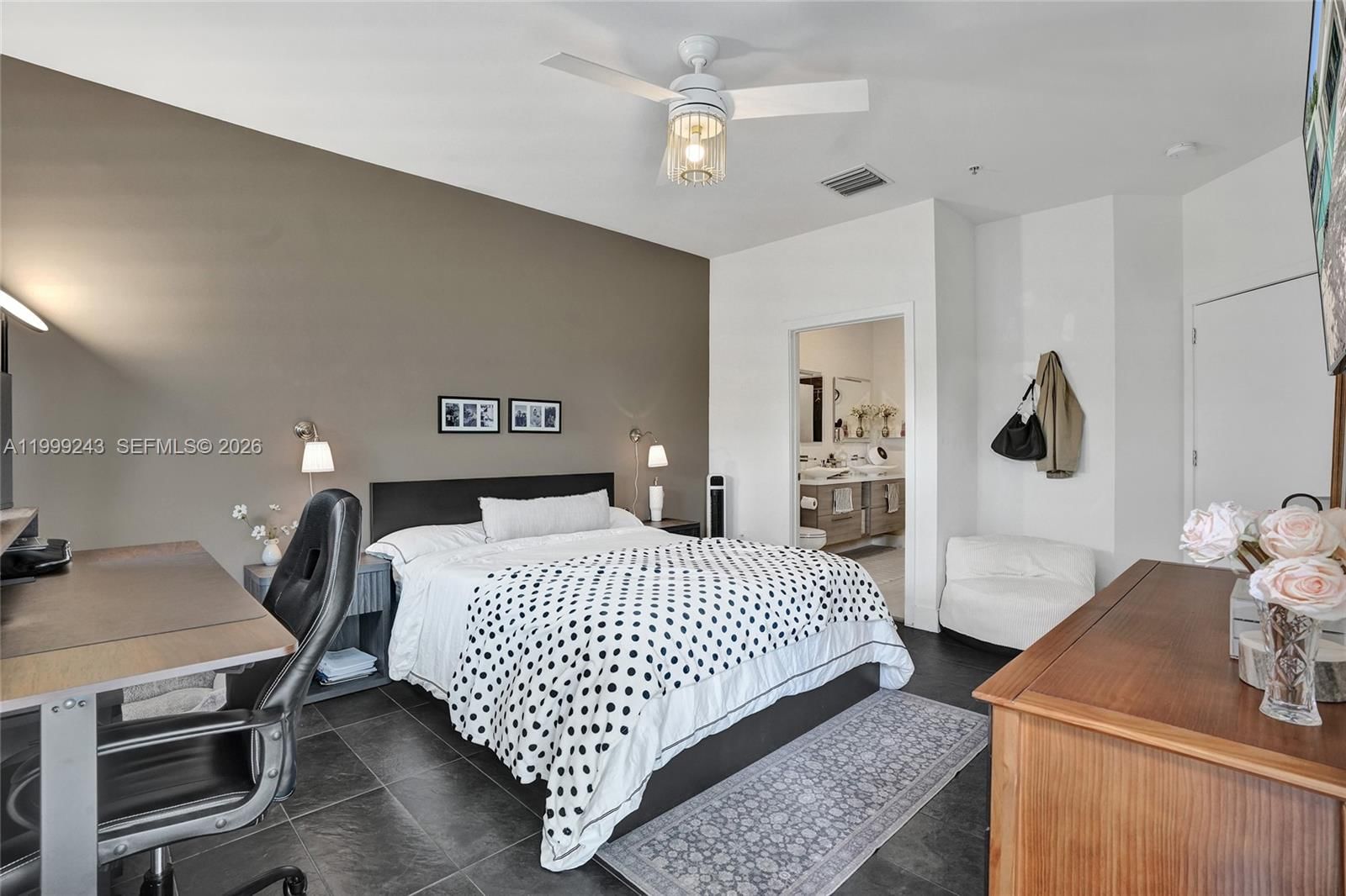 Real estate property located at 4373 9th St, Broward, Plantation Business Park, Plantation, FL