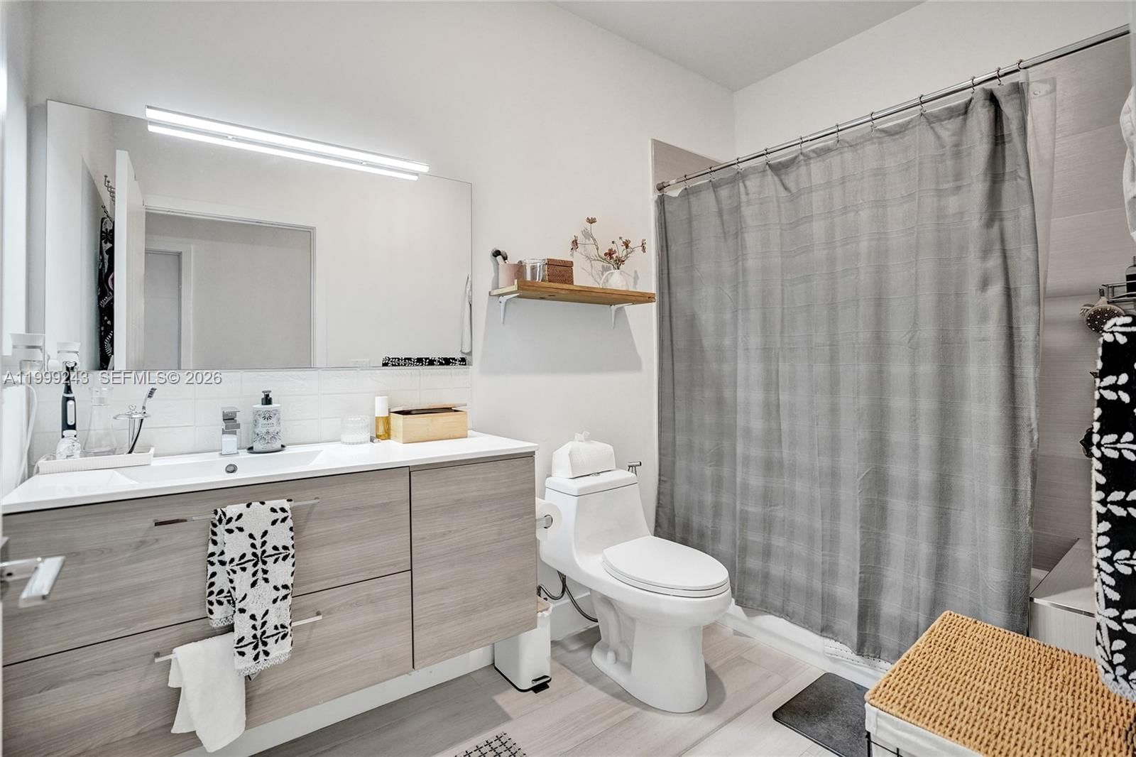 Real estate property located at 4373 9th St, Broward, Plantation Business Park, Plantation, FL