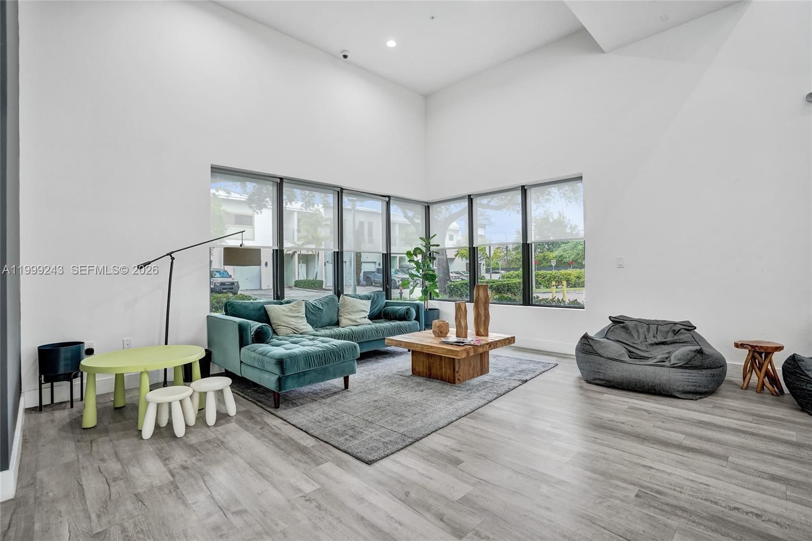 Real estate property located at 4373 9th St, Broward, Plantation Business Park, Plantation, FL