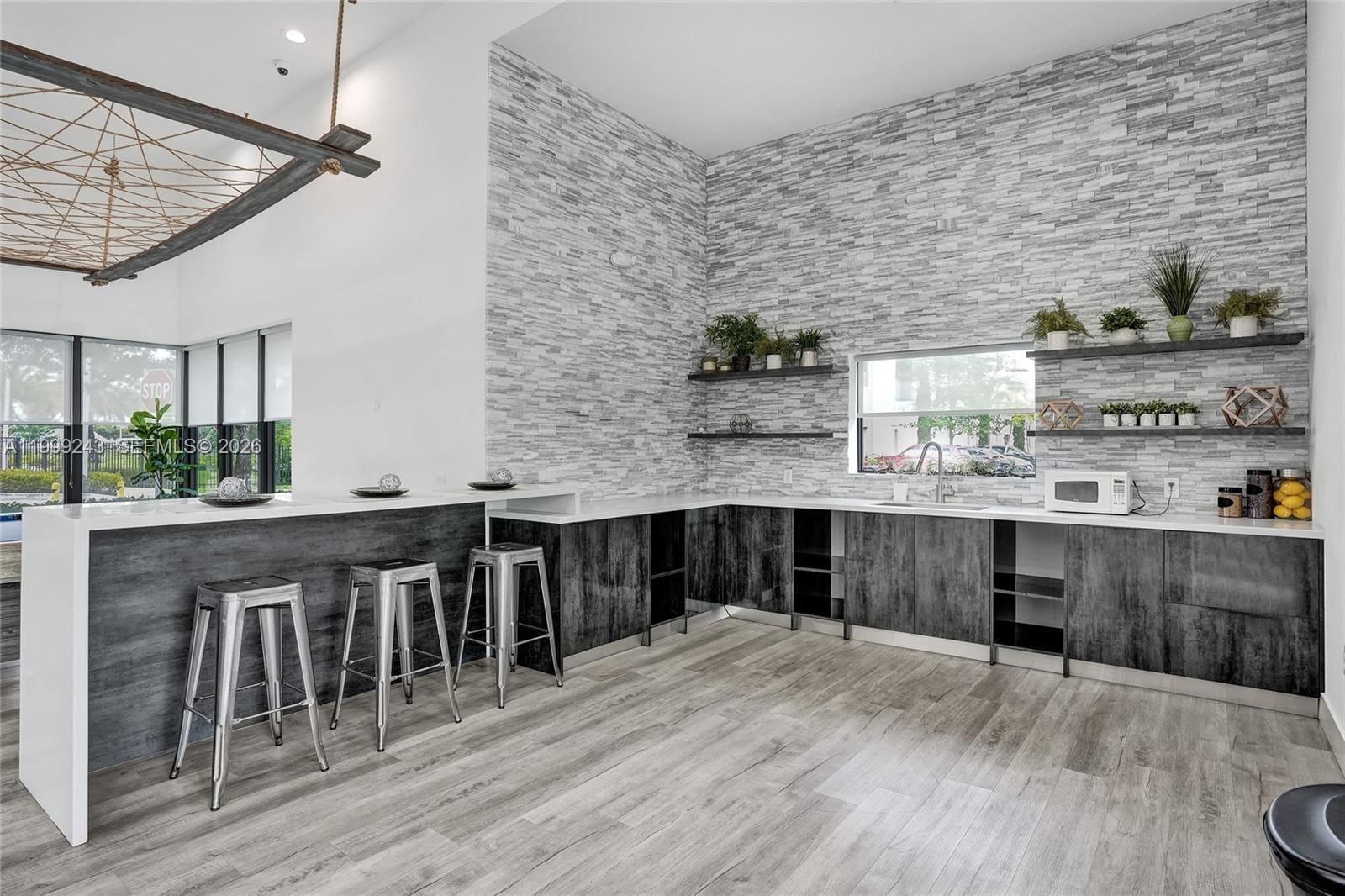 Real estate property located at 4373 9th St, Broward, Plantation Business Park, Plantation, FL