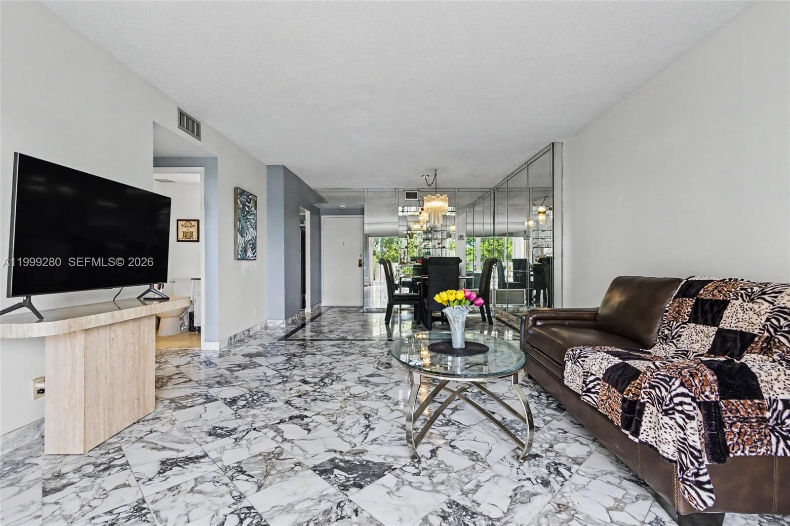 Real estate property located at 4330 Hillcrest Dr #405, Broward, Hillcrest East No 23 Cond, Hollywood, FL