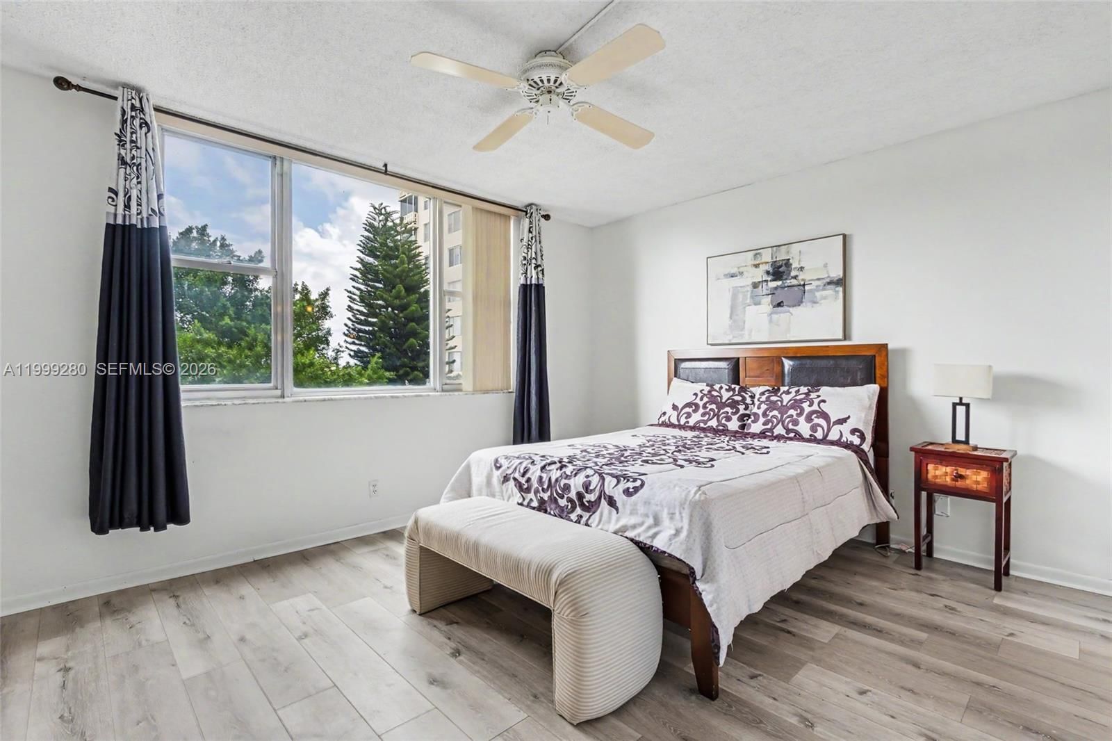 Real estate property located at 4330 Hillcrest Dr #405, Broward, Hillcrest East No 23 Cond, Hollywood, FL