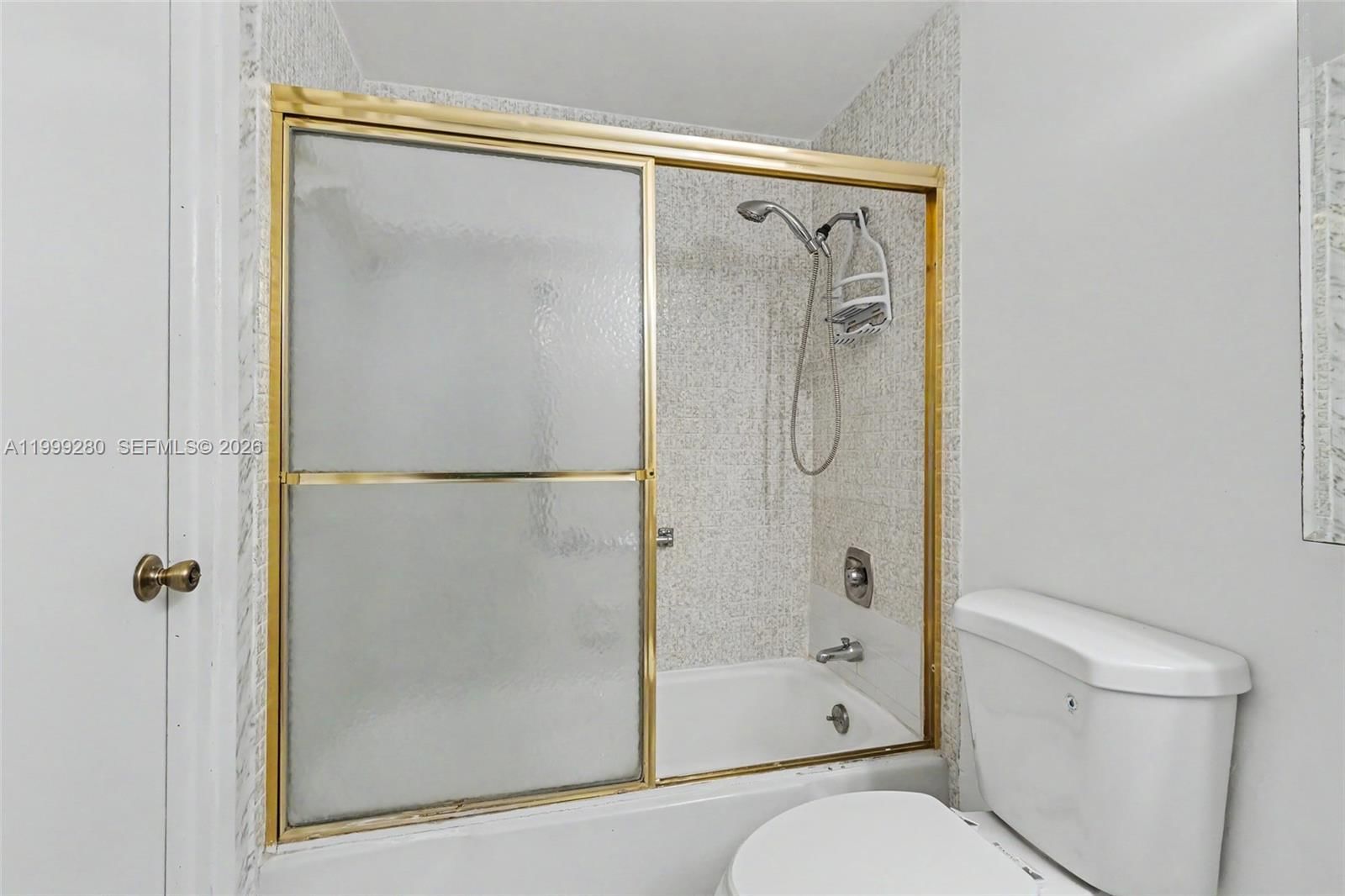 Real estate property located at 4330 Hillcrest Dr #405, Broward, Hillcrest East No 23 Cond, Hollywood, FL