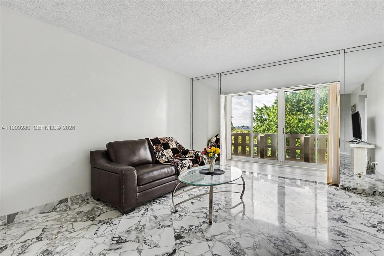 Real estate property located at 4330 Hillcrest Dr #405, Broward, Hillcrest East No 23 Cond, Hollywood, FL