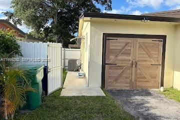 Real estate property located at 1331 98th Ter, Miami-dade, North Shore Gardens, Miami, FL