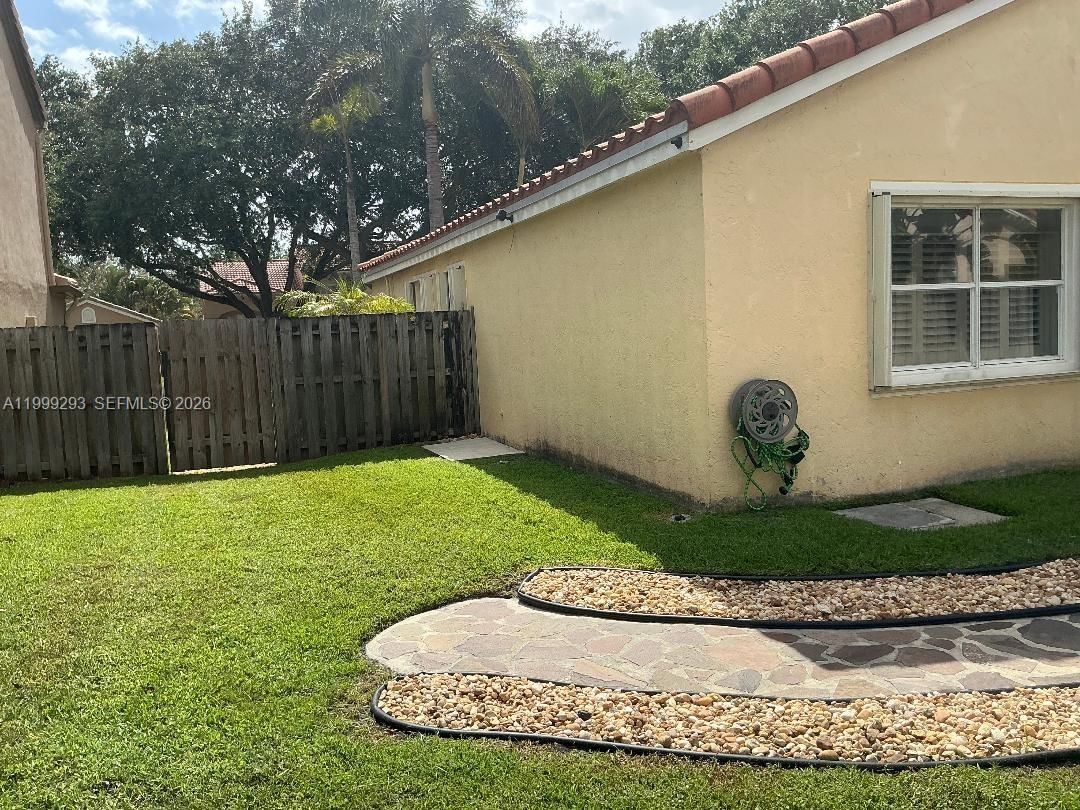 Real estate property located at 2724 Cayenne Ave, Broward, Embassy Lakes, Cooper City, FL