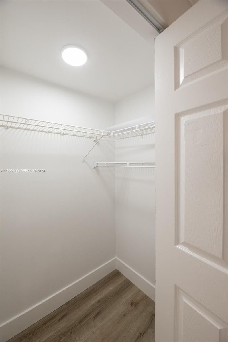 Real estate property located at 9311 Orange Grove Dr #211, Broward, Poinciana 14 Pine Island, Davie, FL