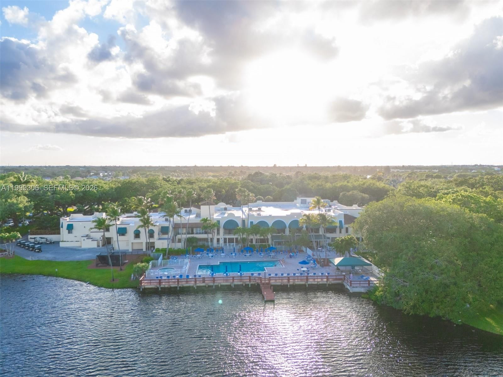 Real estate property located at 9311 Orange Grove Dr #211, Broward, Poinciana 14 Pine Island, Davie, FL