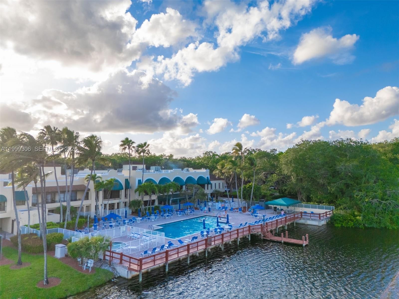 Real estate property located at 9311 Orange Grove Dr #211, Broward, Poinciana 14 Pine Island, Davie, FL