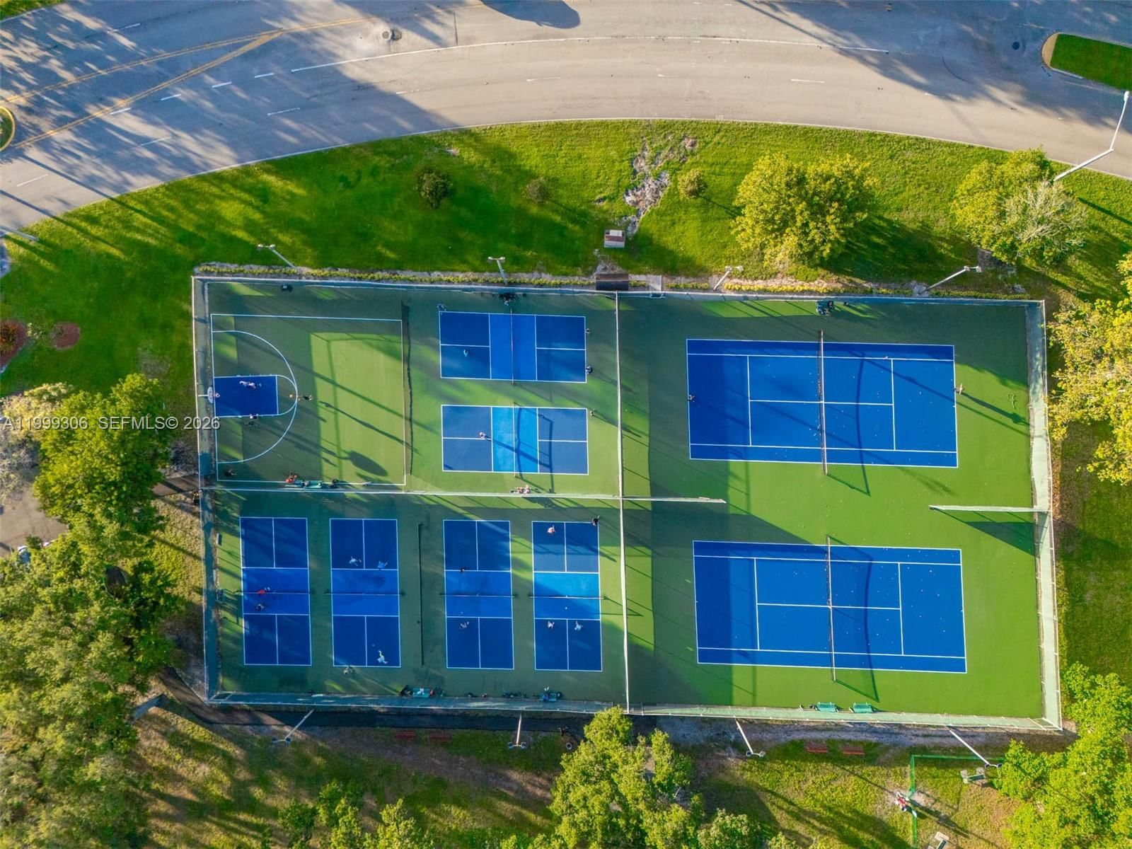 Real estate property located at 9311 Orange Grove Dr #211, Broward, Poinciana 14 Pine Island, Davie, FL