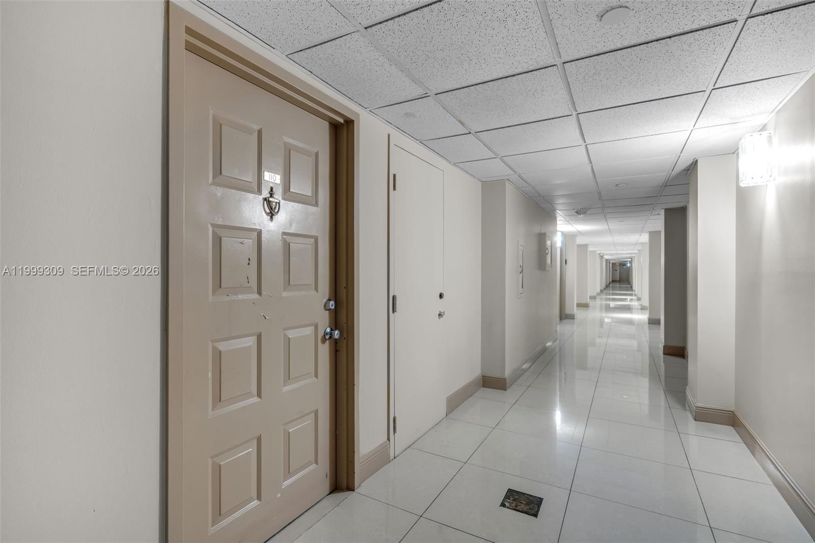 Real estate property located at 1201 Ocean Dr #110S, Broward, Summit Condo, Hollywood, FL