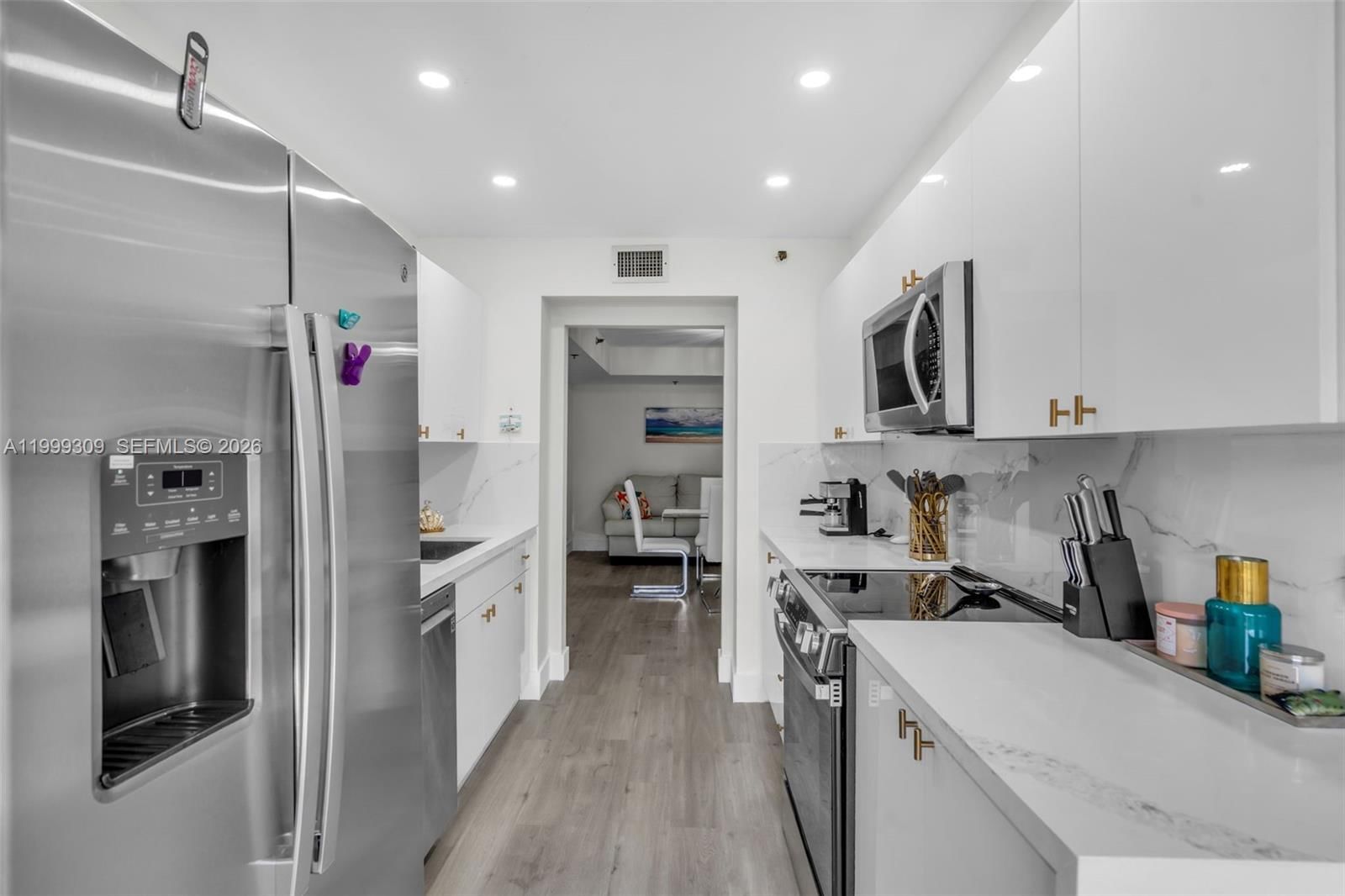 Real estate property located at 1201 Ocean Dr #110S, Broward, Summit Condo, Hollywood, FL