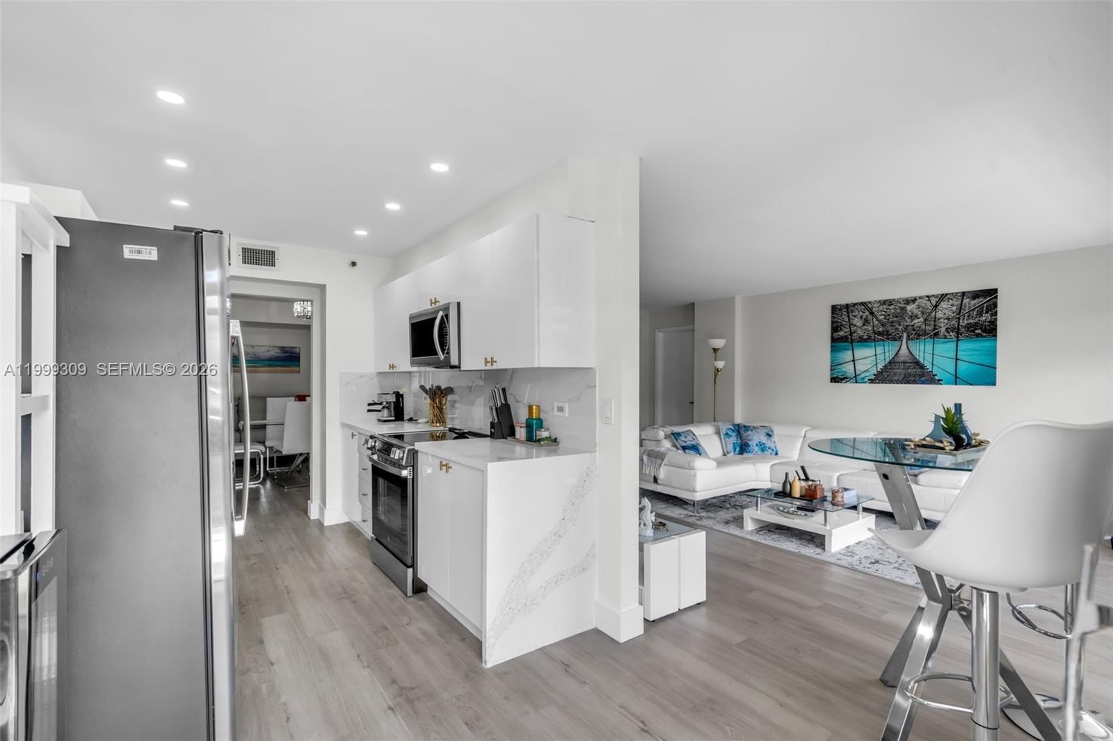 Real estate property located at 1201 Ocean Dr #110S, Broward, Summit Condo, Hollywood, FL